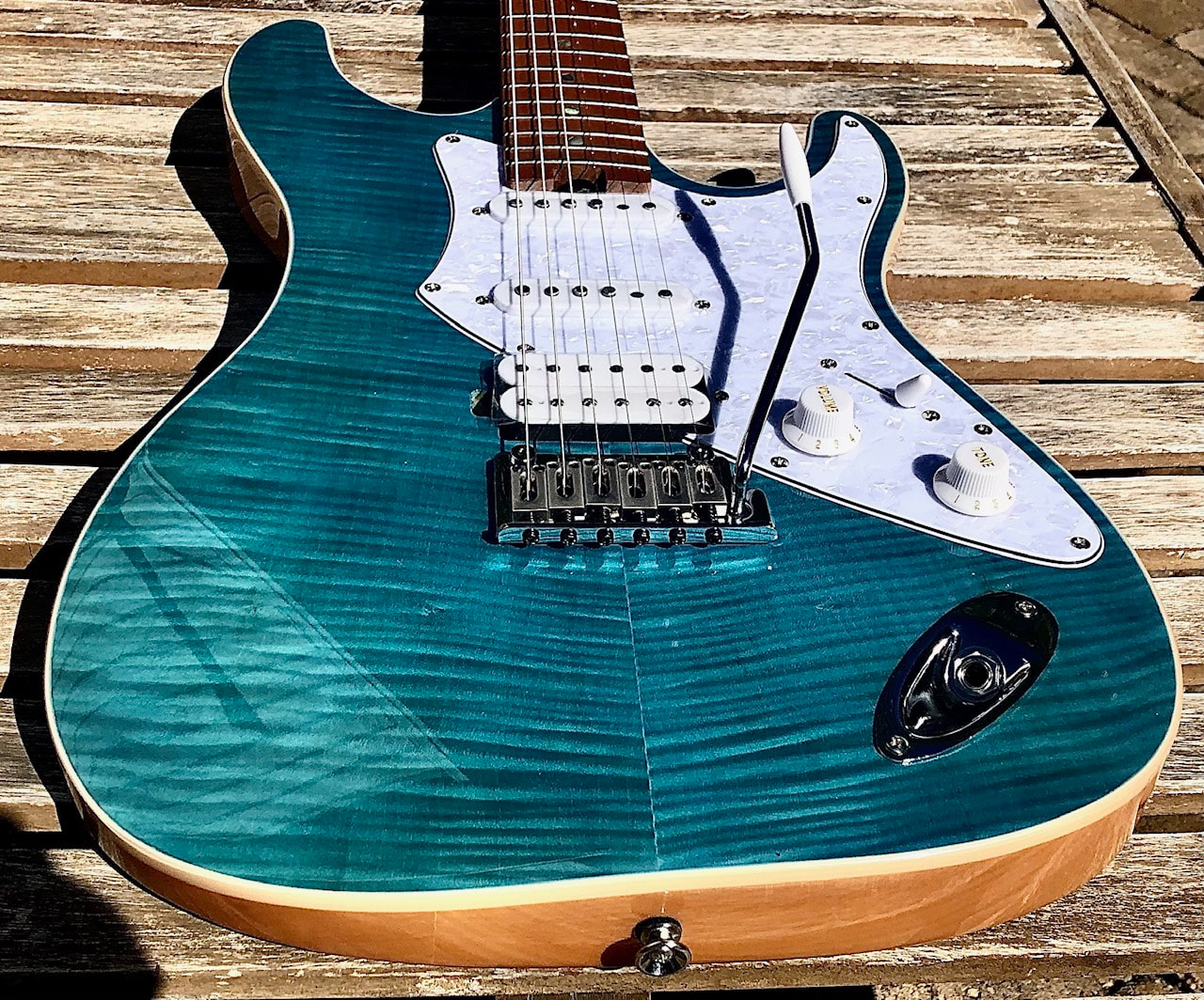 Aria Pro II 714-MK2 TQBL FULLERTON Turquoise Blue Flame Top Electric Guitar